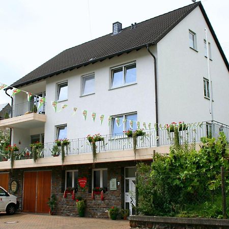 ホテル Ferienweingut Hensler ブリーデル エクステリア 写真